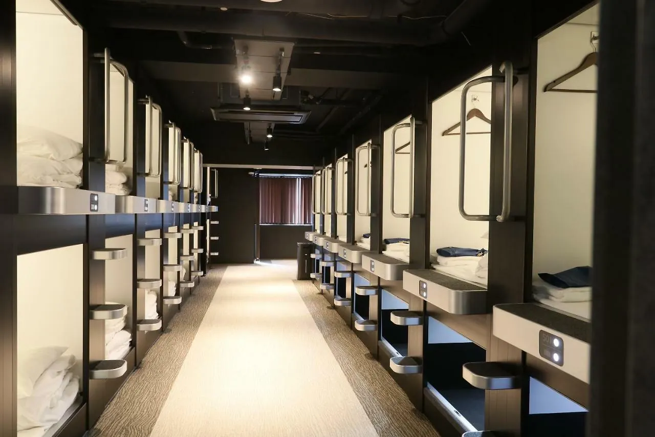 Business Capsule Hotel Lightning Hotel Asakusa Tokio