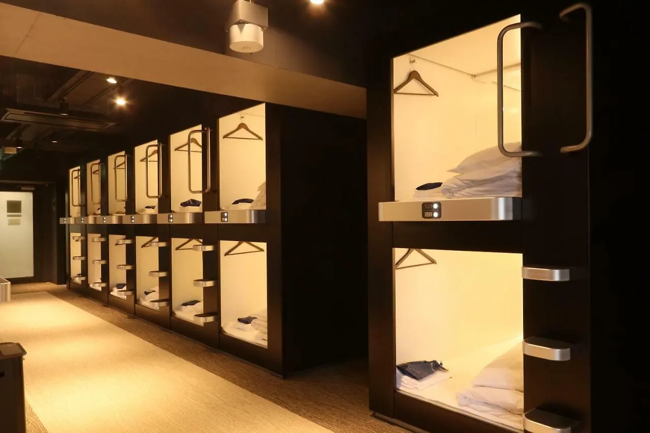 Business Capsule Hotel Lightning Hotel Asakusa Tokio Japan