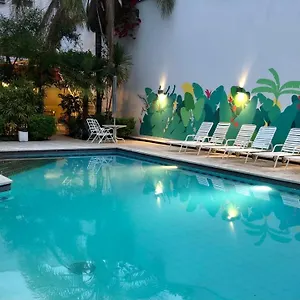 https://nutibara.hotelsmendoza.com