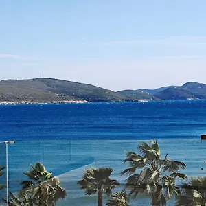 Margarit Boutique , Sarandë Albânia