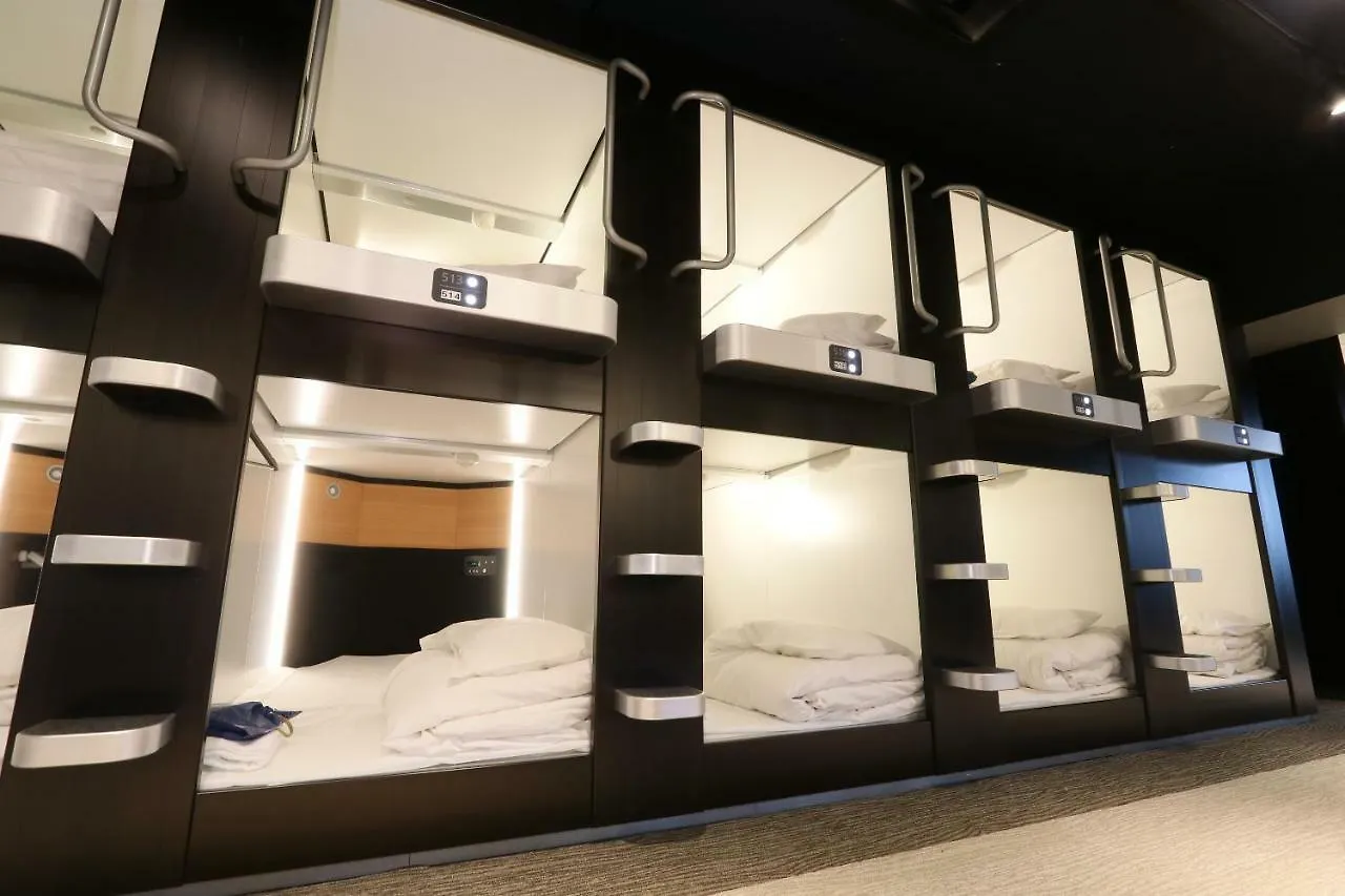 Business Capsule Hotel Lightning Hotel Asakusa Tokyo