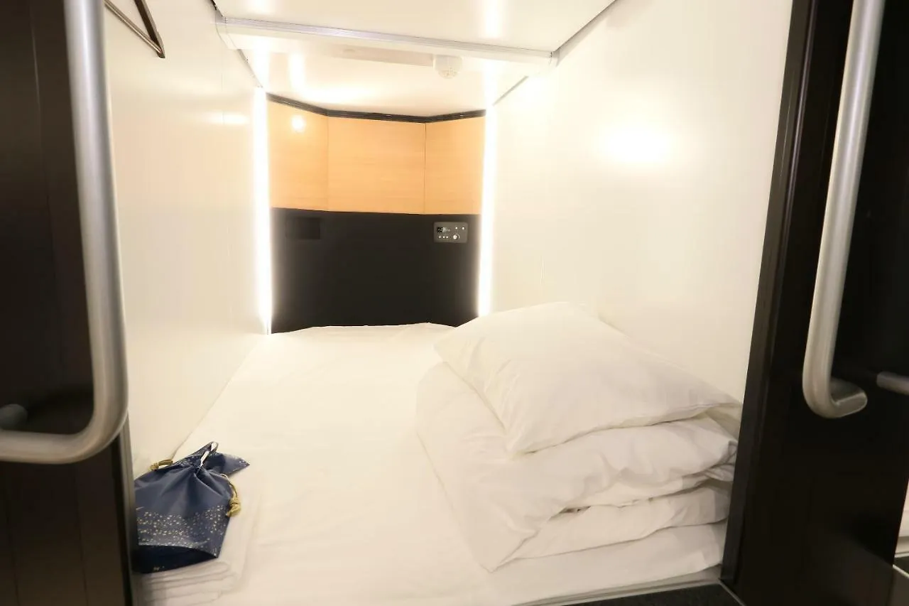 Business Capsule Hotel Lightning Hotel Asakusa Tokyo Japan