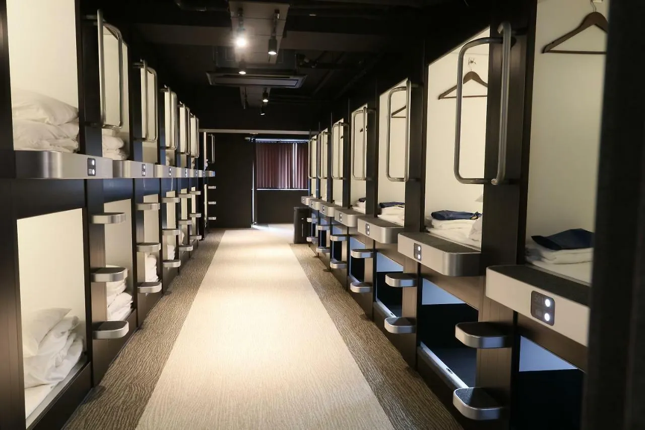 Business Capsule Hotel Lightning Hotel Asakusa Tokyo